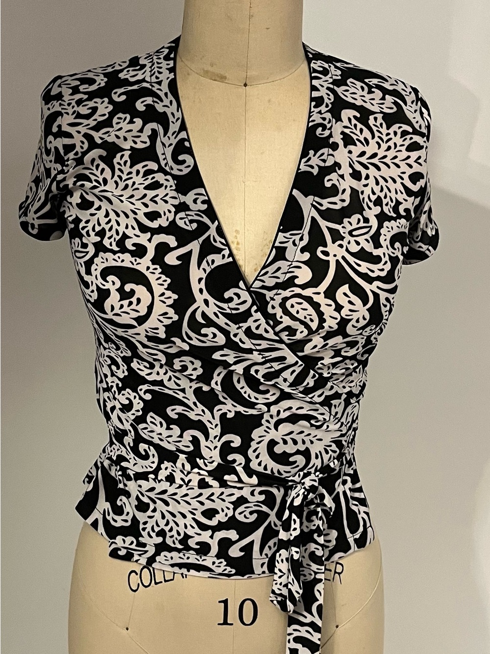 Women's Black & White Floral Wrap Blouse